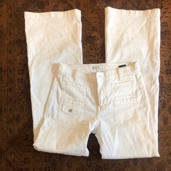 7 for all Mankind white flare jeans, some slight stains as shown. Size 27 - Picture 1 of 14